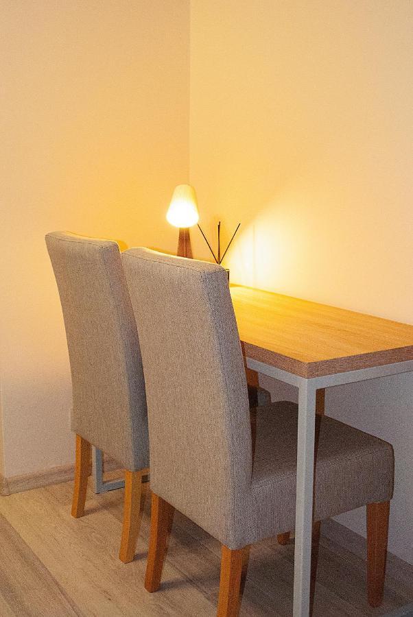 Redwood Hostel Lublin Ngoại thất bức ảnh